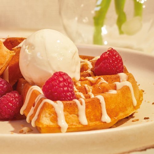 Mum’s eat free at Heavenly Desserts this Mother’s Day image